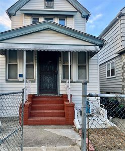 184-15 90th Avenue, Hollis, NY, 11423