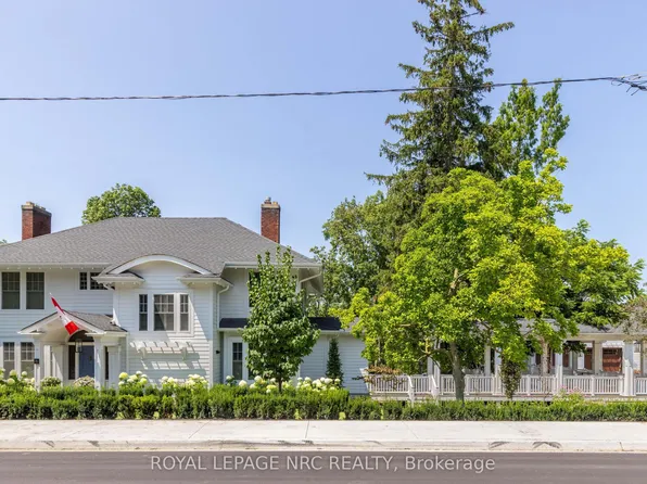 50 Hillcrest Ave, Saint Catharines, ON L2R 4Y1