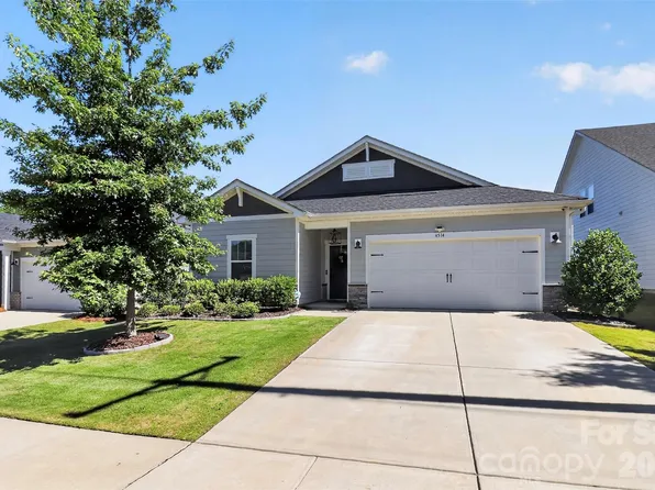 4514 Bright Rd, Charlotte, NC 28214