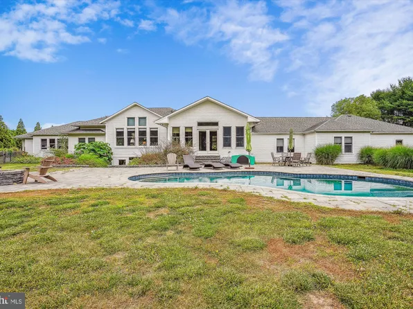 304 Prospect Bay Dr E, Grasonville, MD 21638