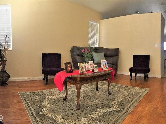 4th image of 2506 Morocco Ave