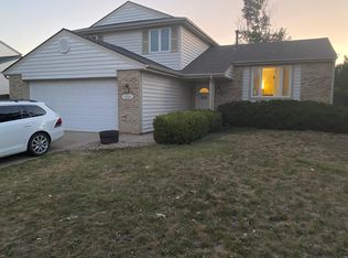 5225 S Pitkin Ct, Centennial, CO 80015