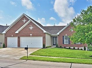 1308 Legacy Pointe Ln, Fenton, MO 63026