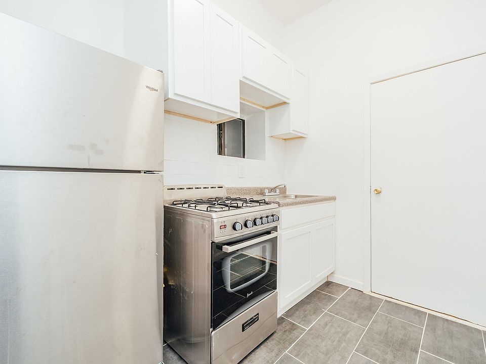 1st image of 75 Steuben St APT 1L