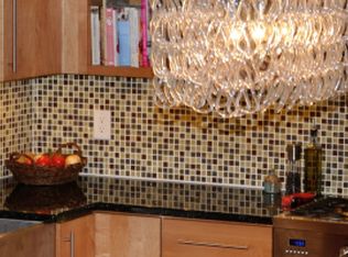 26 Middlebury Ln, Beverly, MA 01915