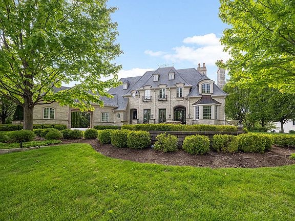 3rd image of 50 Baybrook Ln