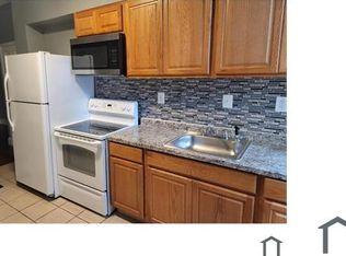 911 Appleton St, Baltimore, MD 21217