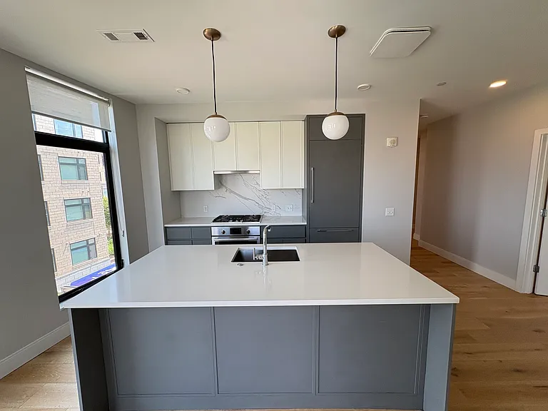 191 Washington St #525 — Photo 28