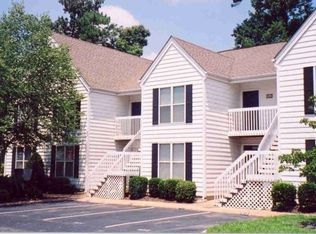 617 Ironwood Dr, Yorktown, VA 23693