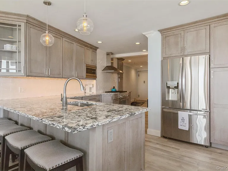 830 Shore Rd #4a & 4b — Photo 5