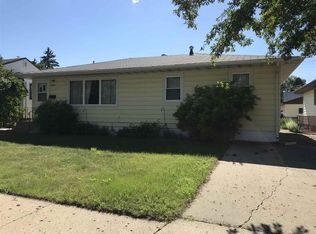 1120 6th St SW, Minot, ND 58701