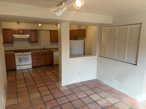 Richardson Court Apartments