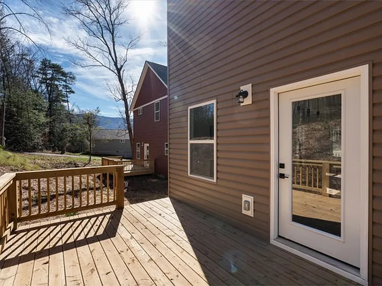 131 Owenby Ln — Photo 19