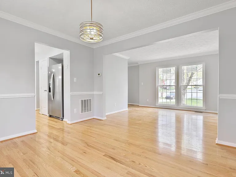 7802 Shallowbrook Ct — Photo 20