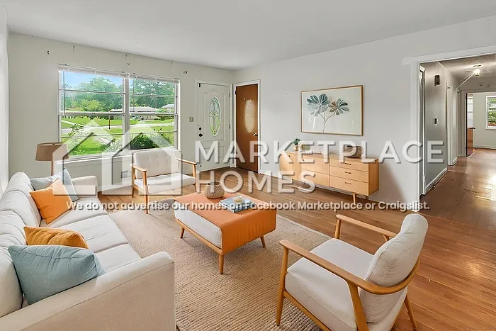 3 bed, 2.0 bath, 1757 sqft, $1,295 — Photo 2