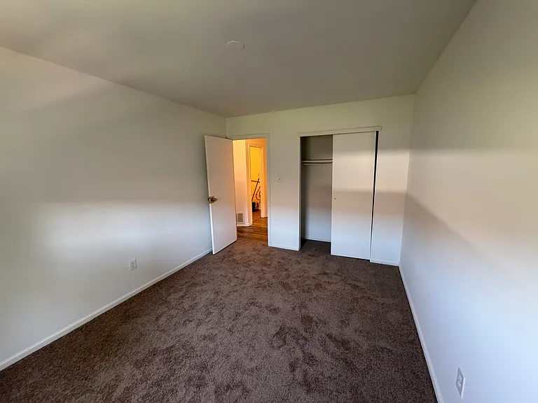 3402 Stanwood St #2 — Photo 7