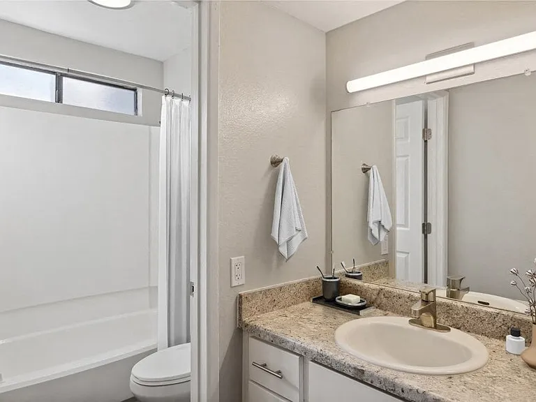 Catalina Ridge — Photo 11