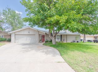 2604 Spartan Dr, Midland, TX 79705