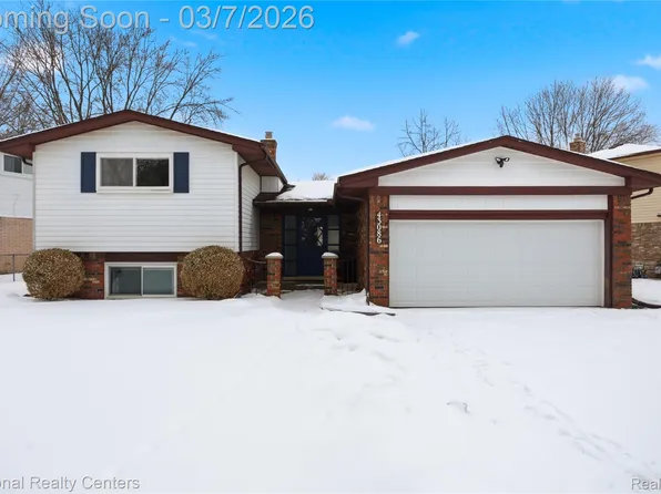 43086 Versailles Rd, Canton, MI 48187