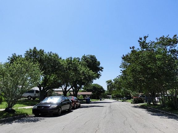 4th image of 510 Stimmel St