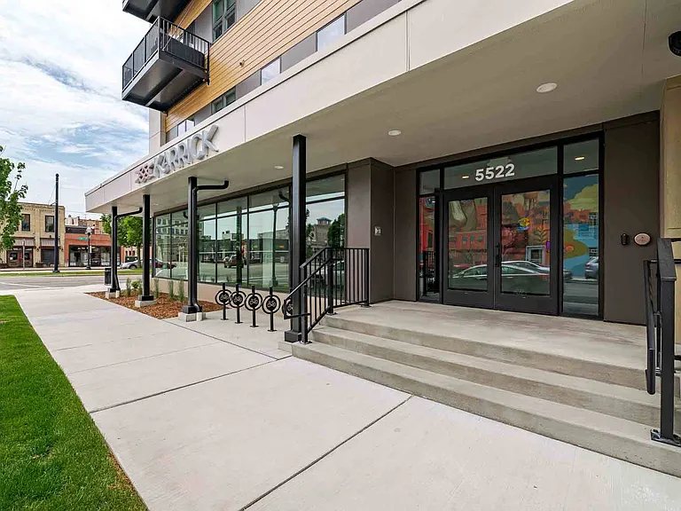 Karrick Apartments — Photo 33