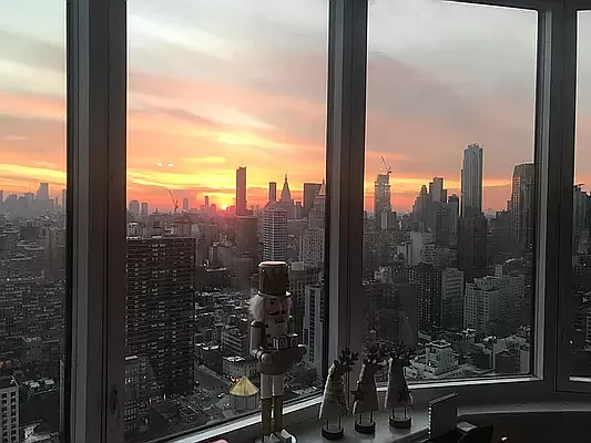 Rented by R New York | media 23