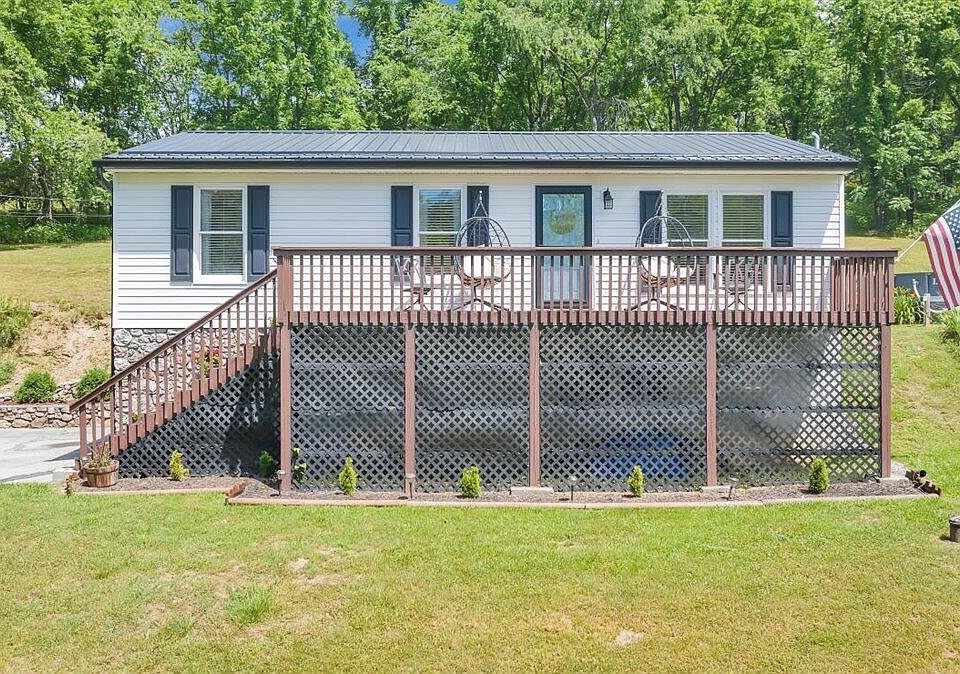 1st image of 3626 Belle Ave NE