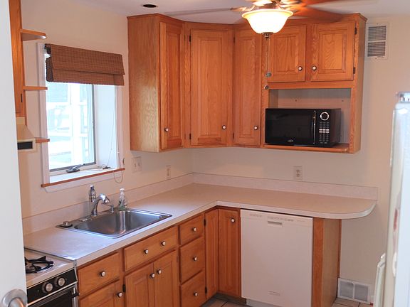 4th image of 2410 Linkwood Ave