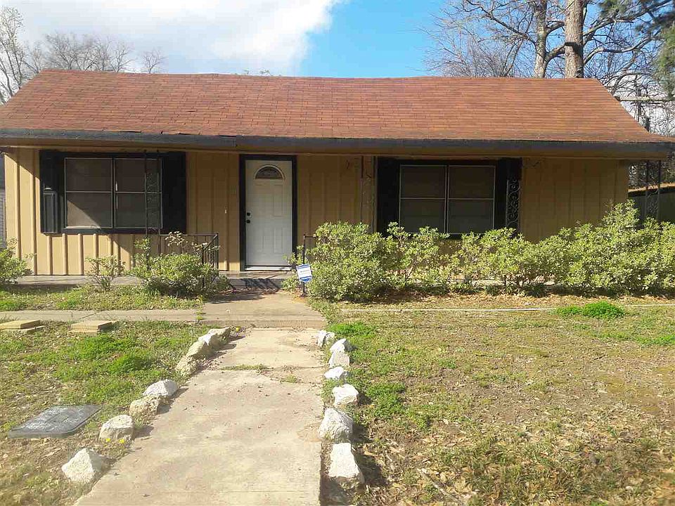1st image of 107 Jewel Dr