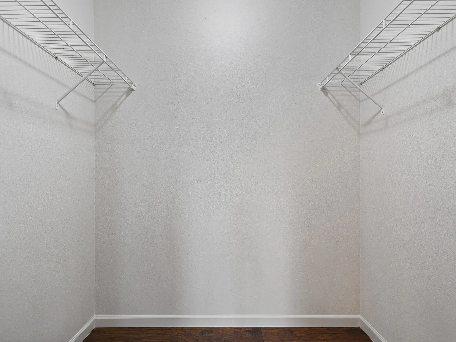 4 bed, 2.5 bath, 1632 sqft, $2,100 — Photo 4