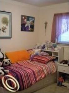 4th image of 28613 Grant St