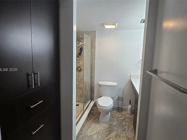 250 Jacaranda Dr #608 — Photo 12