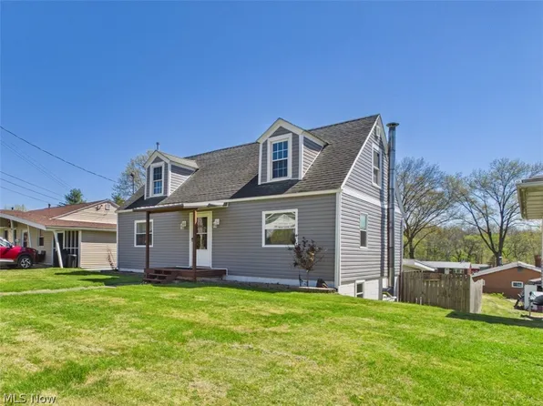 2702 Cleveland Ave, Parkersburg, WV 26104