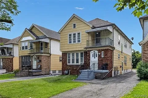 14 Saint James Rd #2