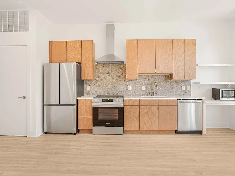 1310 Lischey Ave #204 — Photo 1