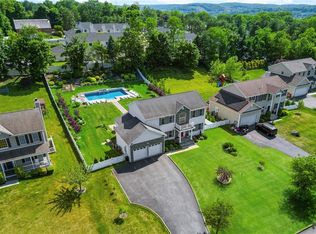 5 Ronald Ct, Valhalla, NY 10595