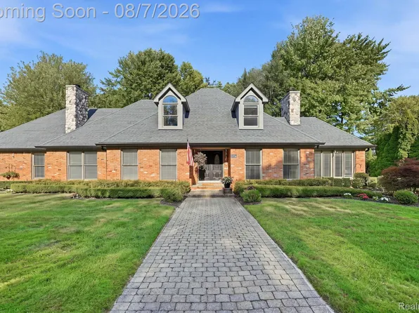 53134 Alyssa Ct, Shelby Township, MI 48315