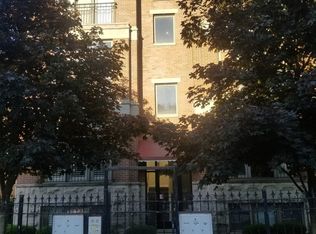 4227 S Champlain Ave APT 2S, Chicago, IL 60653