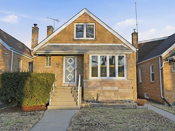 2nd image of 5533 N Menard Ave