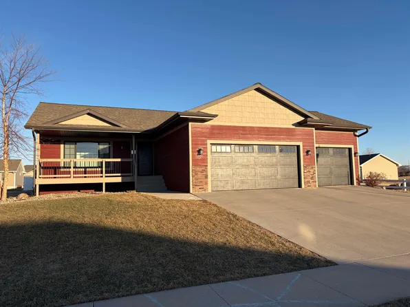 2701 Union Ave, Spirit Lake, IA 51360