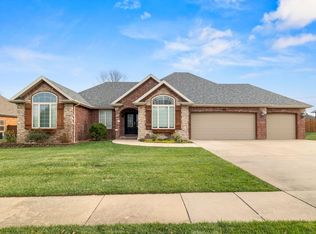 956 E Grace Street, Republic, MO 65738