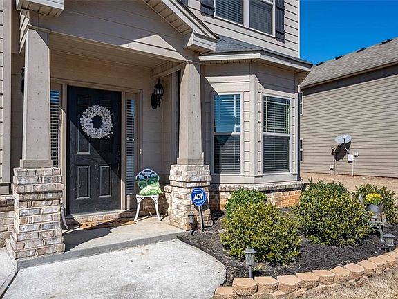 5th image of 8719 Puett Dr