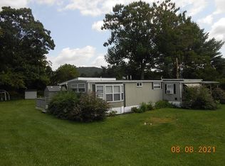 245 Still Valley Rd, Bloomsbury, NJ 08804