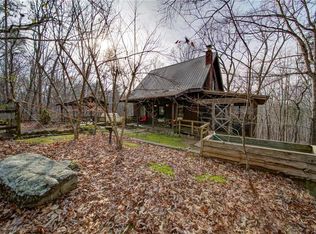 230 Skyview Dr, Clarkesville, GA 30523