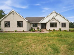 5025 Kilburn Rd, Sylvania, OH 43560