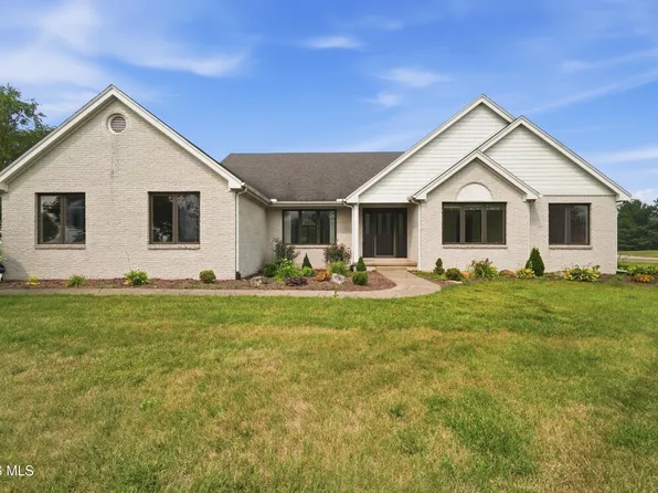 5025 Kilburn Rd, Sylvania, OH 43560
