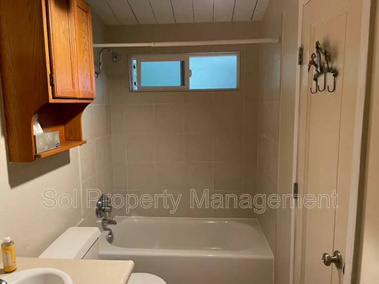175 S Redwood Dr — Photo 22
