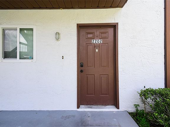 3rd image of 39132 County Road 54 Unit 2202