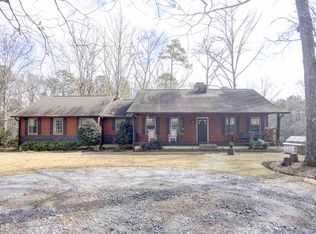 130 Sandy Lake Cir, Fayetteville, GA 30214