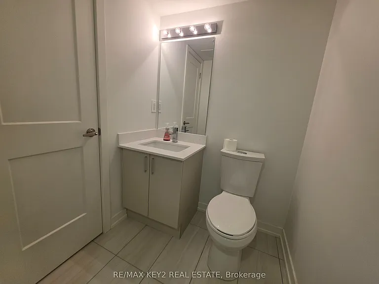1670 Victoria Park Ave #213 — Photo 3